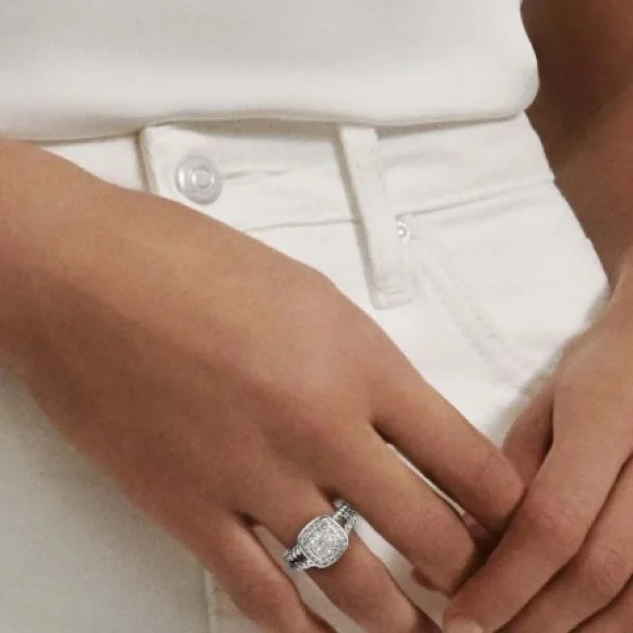 David Yurman Petite Albion® Ring with Diamonds - Picture 3 of 5